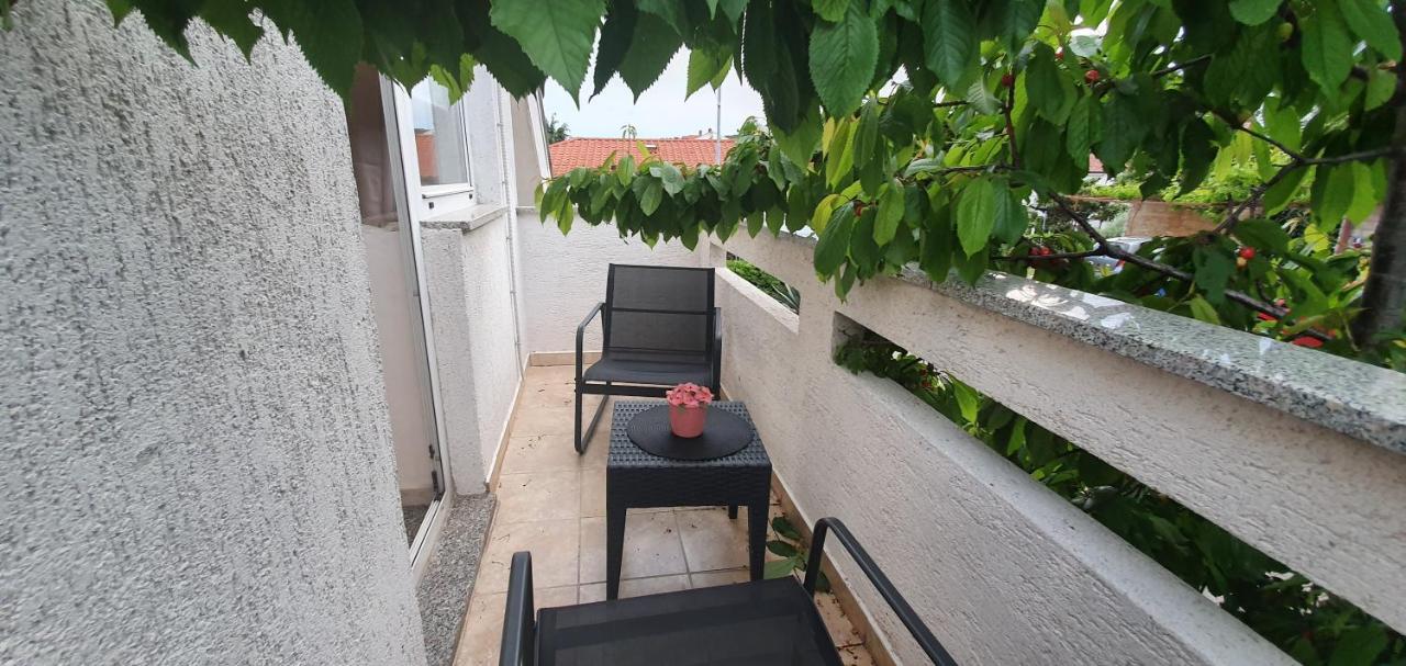 Mely Apartment Krk Town Esterno foto